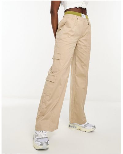 Sixth June Pantalon cargo avec bande contrastante - beige et vert - Blanc