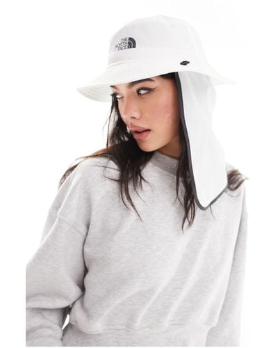The North Face Flyweight Bucket Hat - White