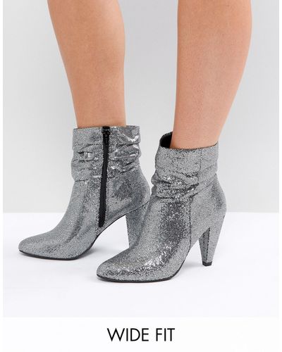 New Look Wide Fit Silver Glitter Boots - Metallic