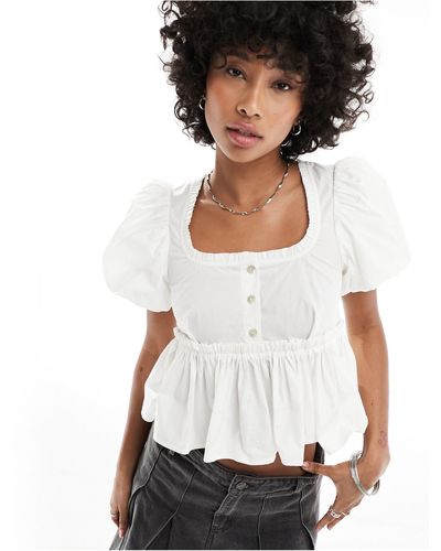 Monki Milkmaid Blouse With Frill Neckline And Back Bow Detail - White