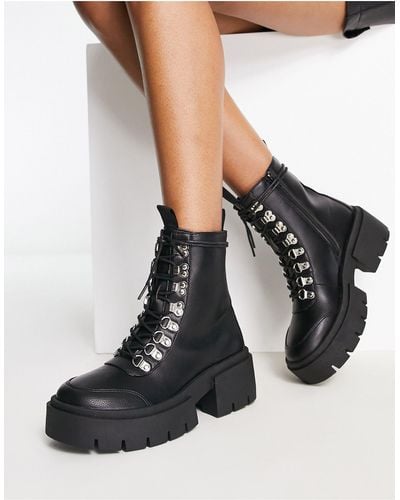 Truffle Collection Hiker Lace Up Chunky Boots - Black