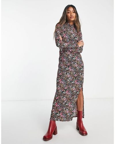 ONLY Exclusivité - - robe longue fendue sur le côté à col roulé et imprimé fleuri - noir - Multicolore