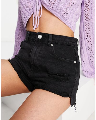 Pull&Bear Mom shorts di jeans a vita alta neri con strappi - Nero