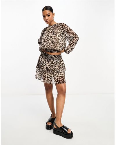 Jdy Mini-jupe d'ensemble en mousseline à volants et imprimé léopard - marron - Blanc