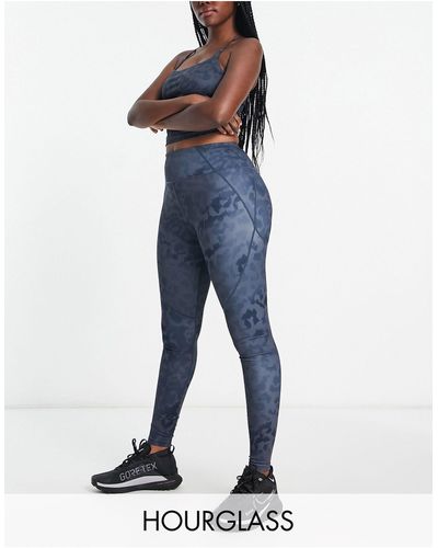 ASOS 4505 – hourglass – leggings mit leopardenprint mit farbverlauf und gesäßformendem nahtdetail - Blau