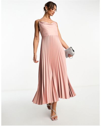 Closet Vestido semilargo color plisado con cuello desbocado - Rosa