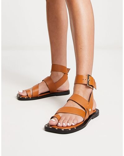 ASOS Foxy - Platte Leren Teensandalen Met Studs - Wit