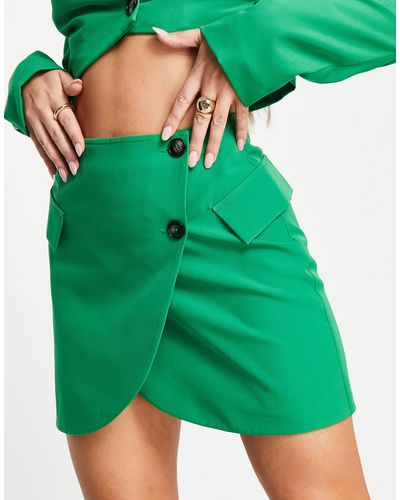 Aria Cove Button And Pocket Detail Mini Skirt Co-ord - Green