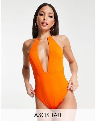 ASOS Asos design tall - maillot 1 pièce à décolleté plongeant et collier doré - vif - Orange