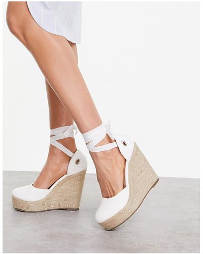 Truffle Collection High Espadrille Wedges With Tie Leg - White