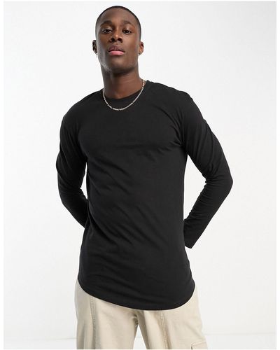 Jack & Jones Essentials - t-shirt a maniche lunghe nera taglio lungo con fondo arrotondato - Nero