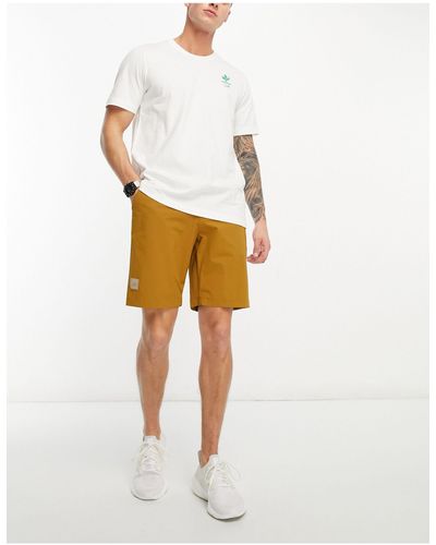 adidas Originals Pantalones cortos color tostado adicross - Blanco