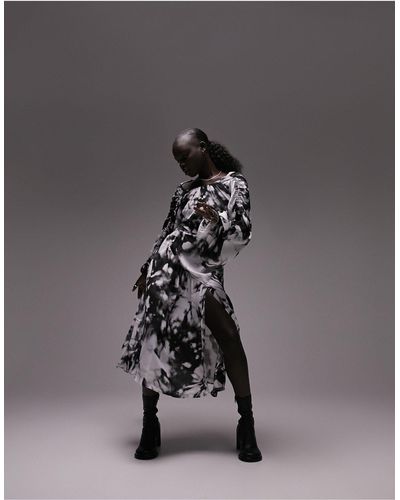Topshop Unique Ruched Midi Dress - Gray