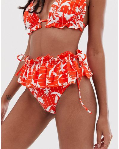 ASOS – Rüschen-Bikini mit Rockdesign, hohem Bund und Blumen-Streifenmuster - Rot