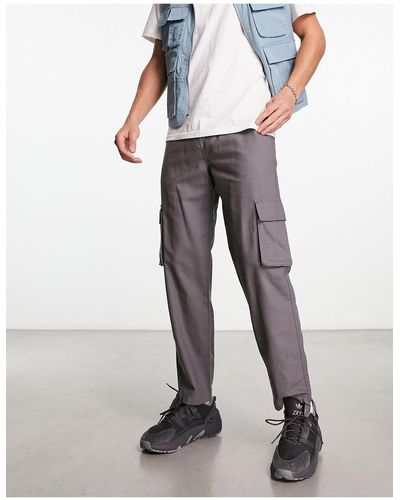 New Look Pantaloni cargo leggeri scuro - Grigio