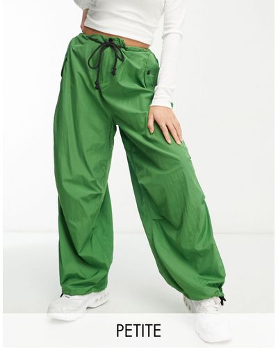Noisy May Pantalones s estilo paracaidista con cordón ajustable - Verde