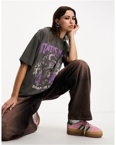 ASOS Boyfriend Fit T-shirt With Purple Rock Graphic - Black