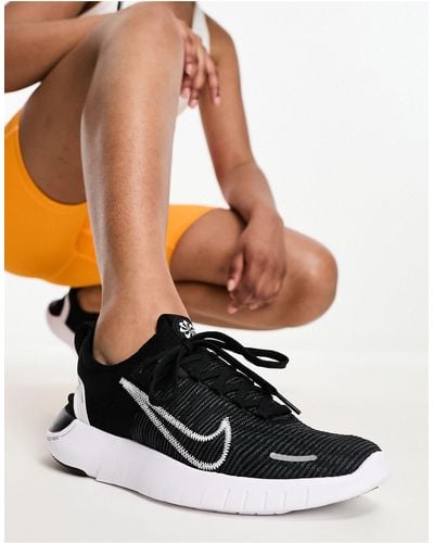 Nike Nike Free Run Flyknit Sneakers - Black