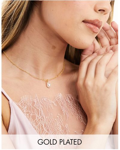 Orelia – zierliche halskette mit 18-karat-vergoldung und perlenanhänger - Natur