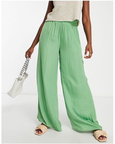 Vila Pantalon large d'ensemble en satin mat - Vert