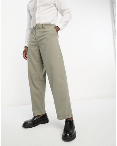 New Look Pantalon décontracté avec pli sur le devant - kaki - Neutre