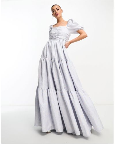 Collective The Label Exclusivité - robe longue à manches bouffantes en jacquard fleuri - Blanc