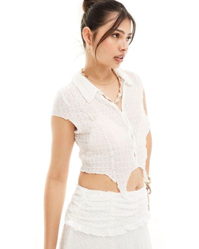 Something New X Cenit Nadir Cap Sleeved Textured Shirt Co-ord With Hem - White