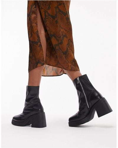 TOPSHOP Tyra Leather Block Heeled Boot - Brown