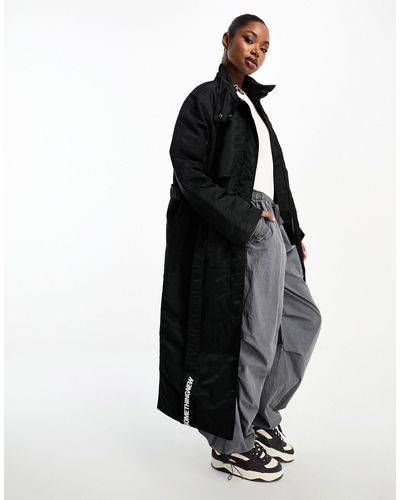 Something New X aisha potter - trench-coat long en nylon à étiquette - Noir
