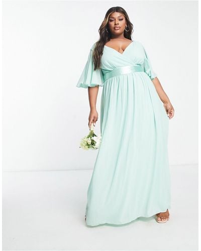 Tfnc Plus Bridesmaid Kimono Sleeve Pleated Maxi Dress With Angel Sleeve - Blue