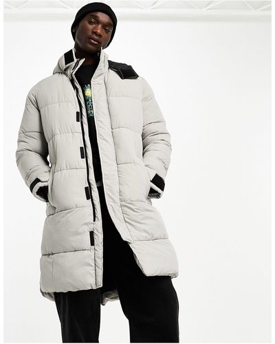 ADPT Long Puffer Jacket With Hood - White