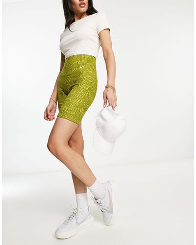 Nike One 7-inch Hi-rise Shorts - White