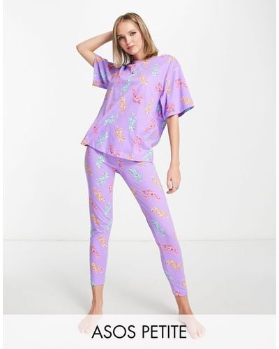 ASOS Asos design petite – pyjama mit oversize-t-shirt und leggings mit dinosaurier- und hummermuster - Lila
