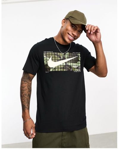 Nike Dri-fit - T-shirt Met Grafische Camouflageprint - Zwart