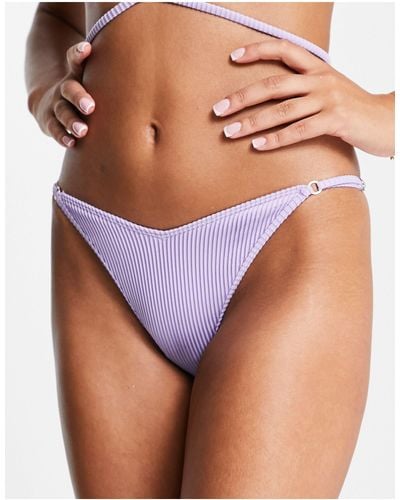 Hollister – geripptes bikiniunterteil mit hohem beinausschnitt - Lila