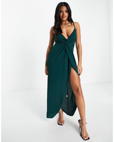 Femme Luxe Vestito smeraldo con gonna al polpaccio, arricciatura e spalline sottili - Verde