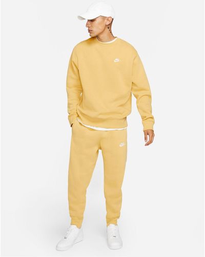 Nike Club Fleece Cuffed Sweatpants - Yellow