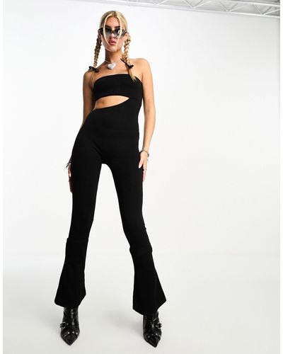 Edikted Strapless Flare-jumpsuit Met Uitsnijding - Zwart