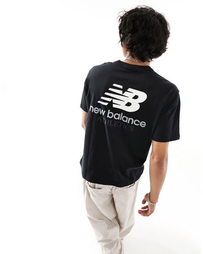 New Balance Camiseta negra con estampado en la espalda - Negro