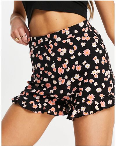 New Look High Waisted Frill Shorts - Black