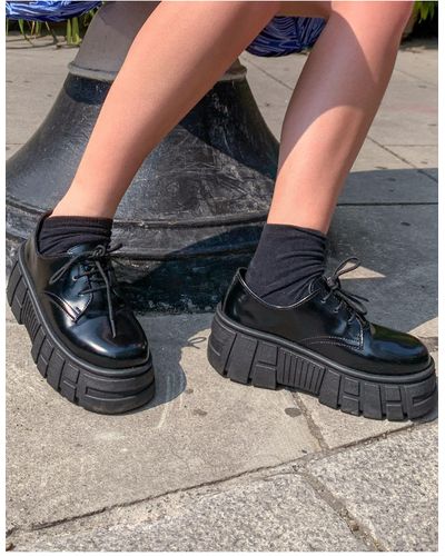 ASOS Mandarin - chaussures plates chunky à lacets - Noir