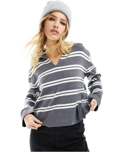 Vero Moda Aware V Neck Knitted Stripe Polo Jumper - Grey