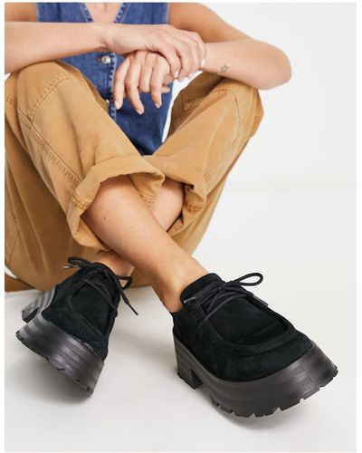 ASOS Mitch - chaussures plates en daim à lacets et semelle chunky - Noir