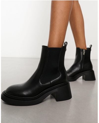 Urban Revivo Chunky Sole Ankle Boots - Black