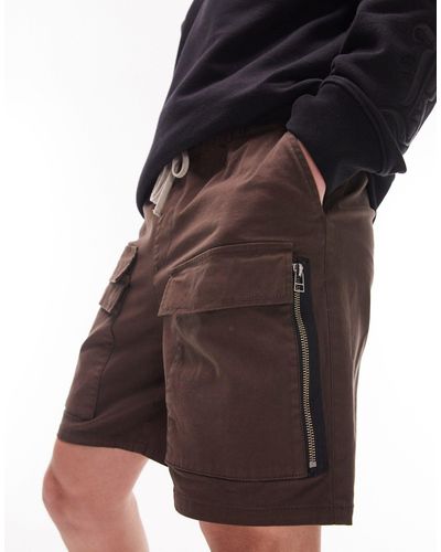 TOPMAN Zip Double Cargo Pocket Shorts - Brown