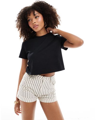 Pieces Cropped T-shirt - Black