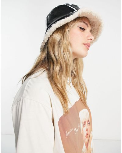 JJXX Shearling Lined Patent Bucket Hat - Natural