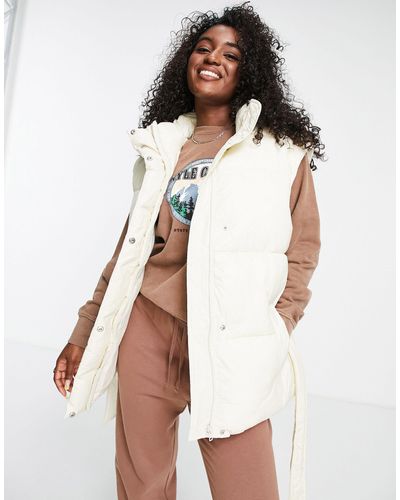 ASOS Doudoune sans manches à ceinture - crème - Blanc