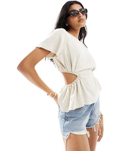 ASOS T-shirt effetto lino tonalità naturale con apertura sul retro - Bianco