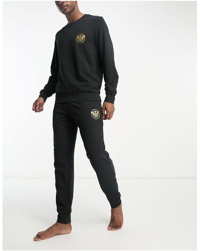 Emporio Armani Bodywear - Loungset Met Sweater En joggingbroek Met Gouden Logo - Zwart